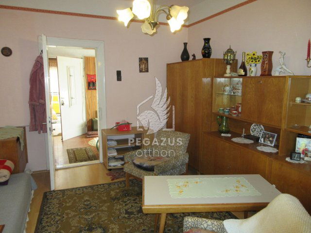 Eladó családi ház, Bekölcén 16.5 M Ft, 2+1 szobás