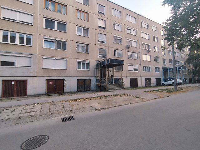 Eladó panellakás, Nagykőrösön 31.9 M Ft, 2 szobás
