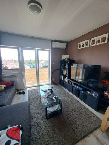 Kiadó téglalakás, albérlet, Érden 220 E Ft / hó, 3 szobás