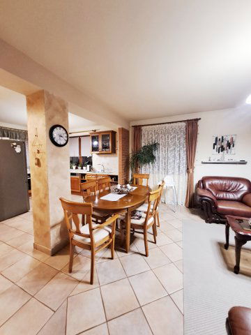 Eladó családi ház, Debrecenben 140 M Ft, 4 szobás