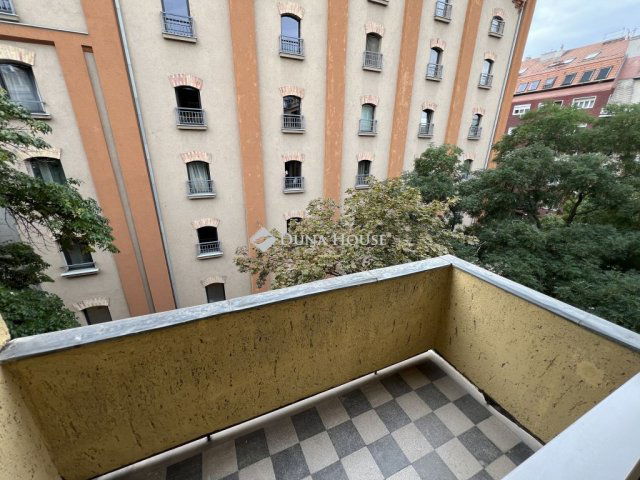 Eladó téglalakás, Budapesten, IX. kerületben, Vaskapu utcában