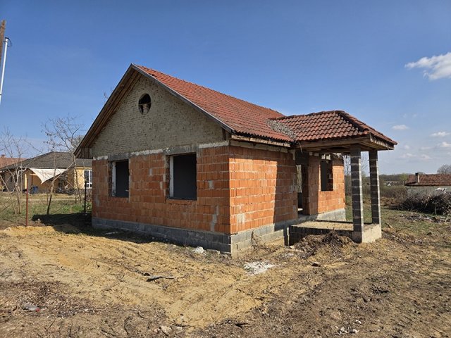 Eladó családi ház, Hajdúsámsonon 29.9 M Ft, 3 szobás