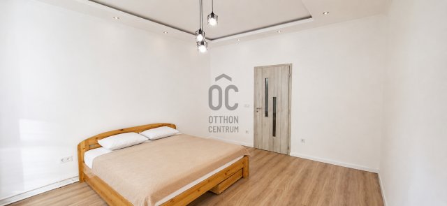 Kiadó családi ház, albérlet, Székesfehérvárott 230 E Ft / hó