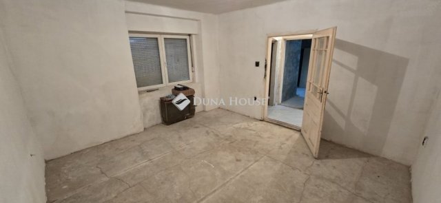 Eladó családi ház, Polgárdin 19.9 M Ft, 2 szobás