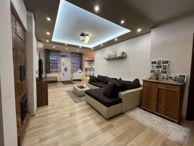 Eladó családi ház, Kalocsán, Hajdú utcában 69.9 M Ft, 4 szobás