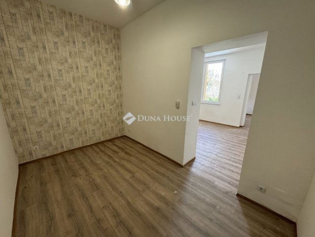 Eladó téglalakás, Budapesten, XX. kerületben 89.99 M Ft