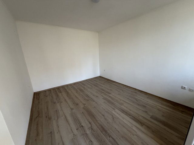 Eladó téglalakás, Budapesten, XVI. kerületben, Sasvár utcában