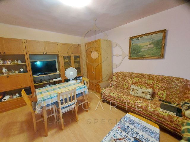 Eladó téglalakás, Dunaföldváron 22.5 M Ft, 2 szobás