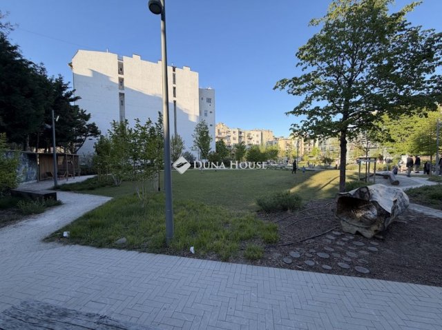 Eladó téglalakás, XIII. kerületben, Hegedűs Gyula utcában