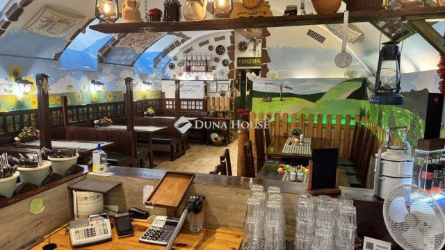 Eladó üzlethelyiség, Budapesten, VI. kerületben, Lövölde téren