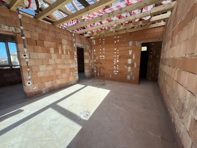 Eladó sorház, Szigetszentmártonban 59.9 M Ft, 3 szobás