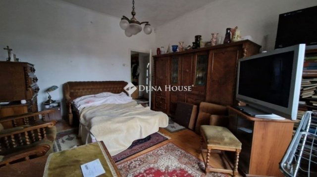 Eladó ikerház, Budapesten, XVIII. kerületben 93 M Ft, 4 szobás