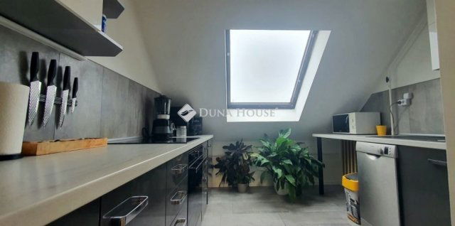 Eladó téglalakás, Szombathelyen 49.9 M Ft, 3 szobás