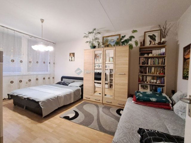 Eladó panellakás, Debrecenben 54.5 M Ft, 2 szobás