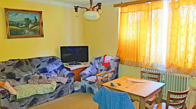 Eladó téglalakás, Pécsett 62 M Ft, 3 szobás