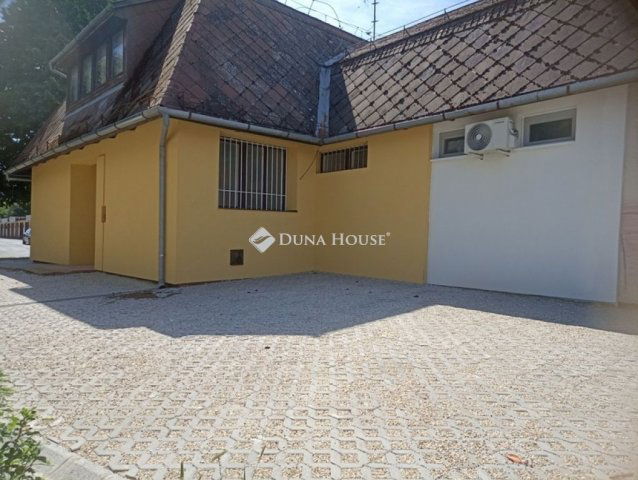 Eladó iroda, Nagykanizsán 120 M Ft / költözzbe.hu