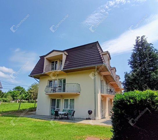 Eladó hotel, Zalakaroson 309.76 M Ft, 24 szobás