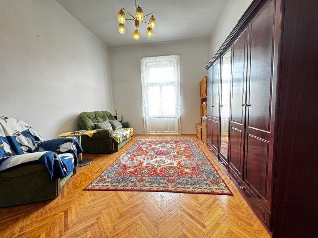 Eladó téglalakás, Budapesten, VII. kerületben 59.5 M Ft
