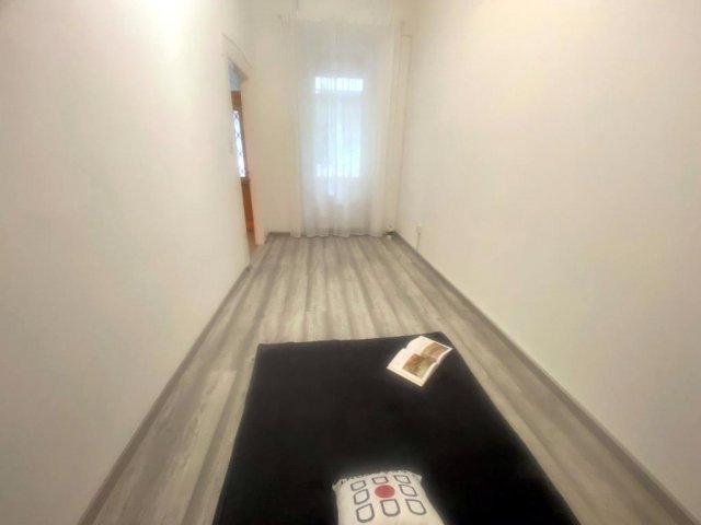 Kiadó téglalakás, albérlet, VI. kerületben, Zichy Jenő utcában