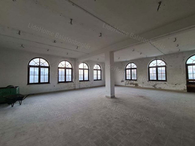 Eladó családi ház, Balatonbogláron 119 M Ft