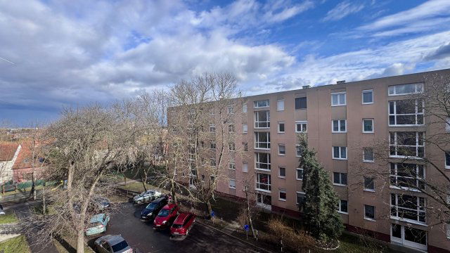 Kiadó panellakás, albérlet, Székesfehérvárott 140 E Ft / hó
