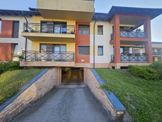 Eladó garázs, Tatán 14.9 M Ft / költözzbe.hu