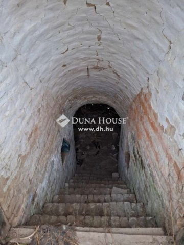 Eladó családi ház, Nagyszokolyon 8.8 M Ft, 2 szobás