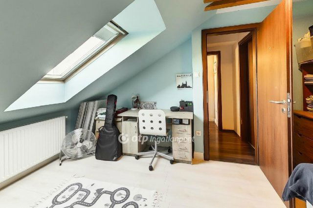 Eladó téglalakás, Dunakeszin 85 M Ft, 3+1 szobás