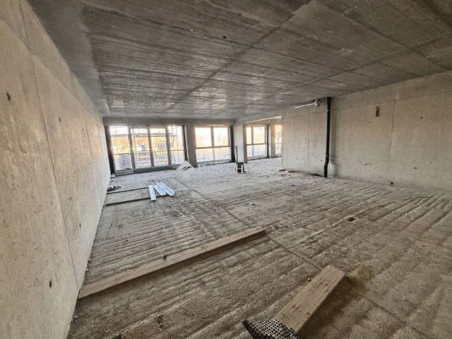 Kiadó üzlethelyiség, Győrött 671 E Ft / hó