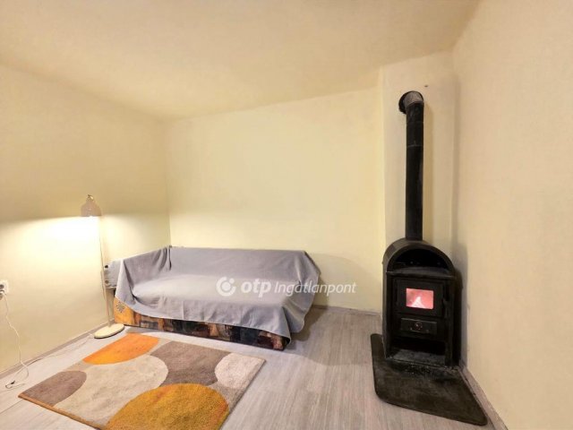 Eladó téglalakás, Gyömrőn 19.5 M Ft, 1 szobás