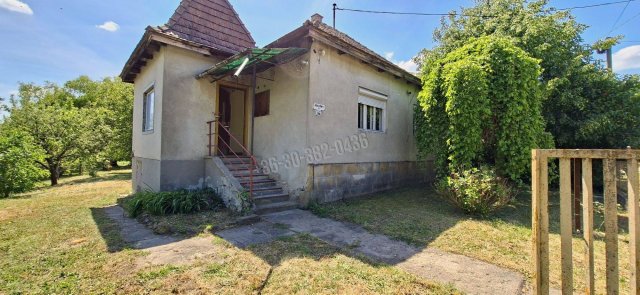 Eladó családi ház, Diósjenőn 17.5 M Ft, 2 szobás