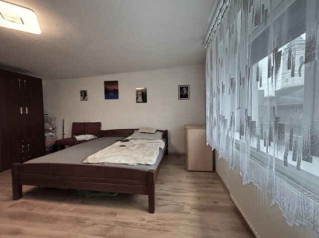 Eladó családi ház, Siklóson 22 M Ft, 3 szobás
