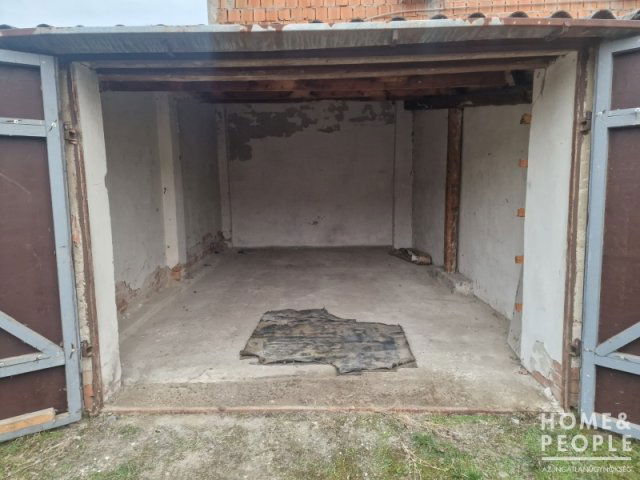 Eladó garázs, Szegeden 10.2 M Ft / költözzbe.hu