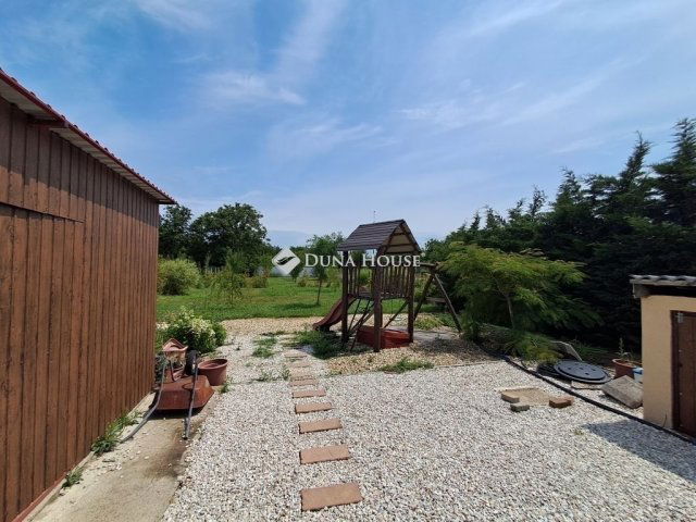 Eladó családi ház, Debrecenben 151.9 M Ft, 4 szobás