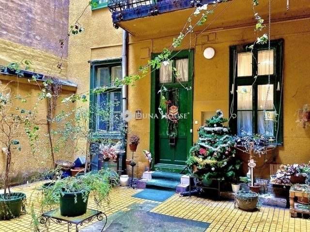 Eladó téglalakás, Budapesten, VII. kerületben 104.9 M Ft