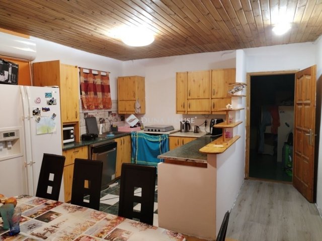 Eladó családi ház, Vereben 65 M Ft, 4 szobás