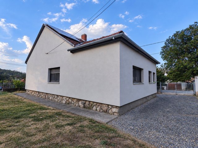 Eladó családi ház, Hidason 45 M Ft, 3 szobás
