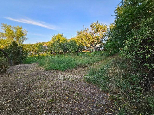 Eladó telek, Dunaalmáson 20 M Ft / költözzbe.hu