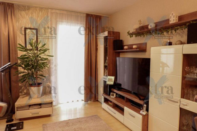 Eladó téglalakás, Szegeden 71.99 M Ft, 3 szobás