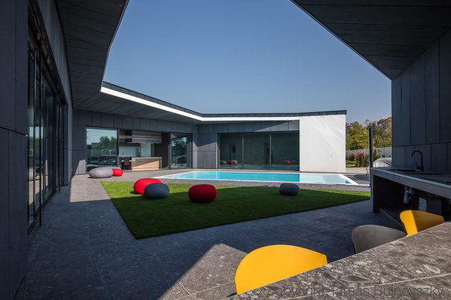 Eladó családi ház, Siófokon 550 M Ft, 6 szobás