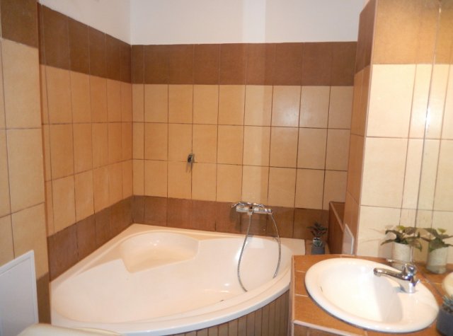 Eladó téglalakás, Budapesten, IX. kerületben, Ipar utcában