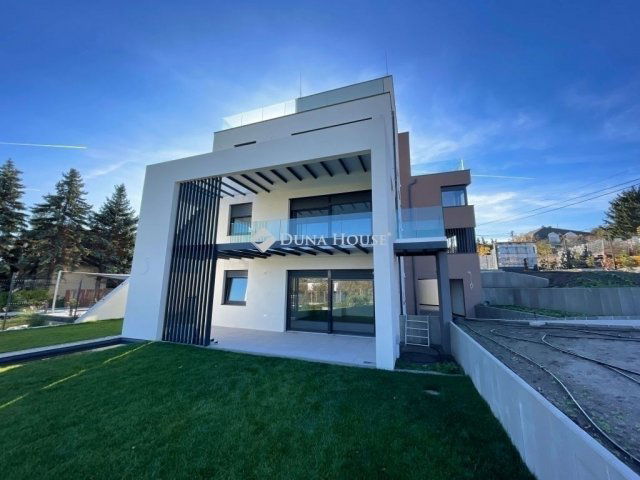 Eladó téglalakás, Budapesten, XI. kerületben 375.42 M Ft