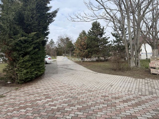 Eladó téglalakás, Érden 69.9 M Ft, 2 szobás