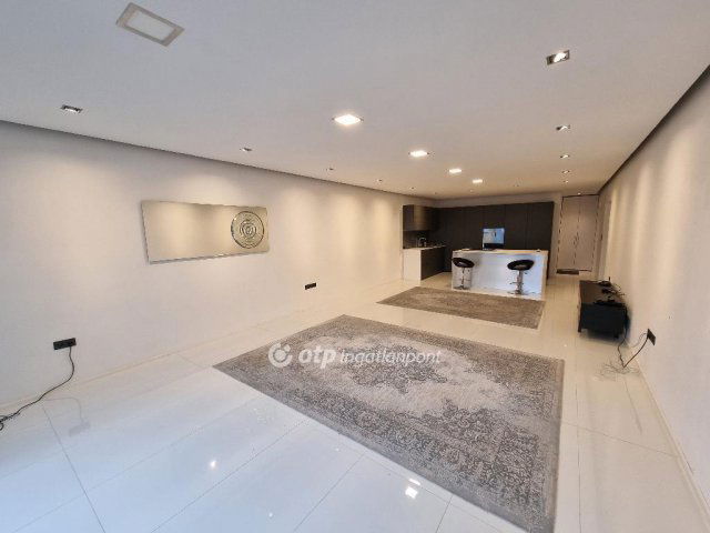 Eladó téglalakás, Budapesten, III. kerületben 326 M Ft