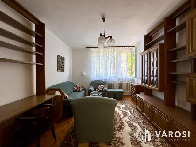 Kiadó téglalakás, albérlet, Salgótarjánban 120 E Ft / hó