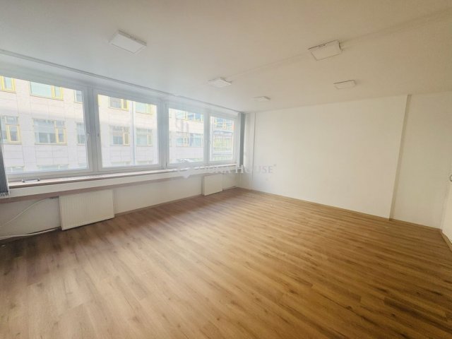 Eladó iroda, Budapesten, XIII. kerületben 290 M Ft