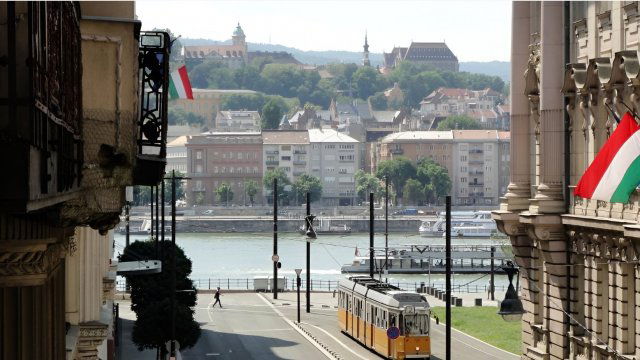 Eladó téglalakás, Budapesten, V. kerületben 362.466 M Ft