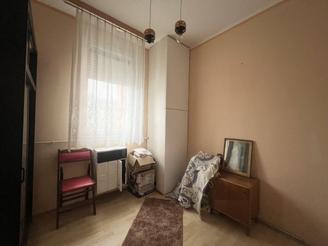 Eladó téglalakás, Békésen 21.5 M Ft, 2+1 szobás