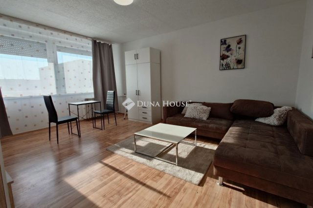 Kiadó panellakás, albérlet, Nagykőrösön 120 E Ft / hó