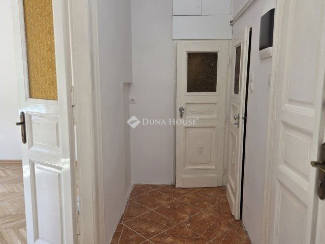 Eladó téglalakás, Budapesten, XII. kerületben 96.9 M Ft